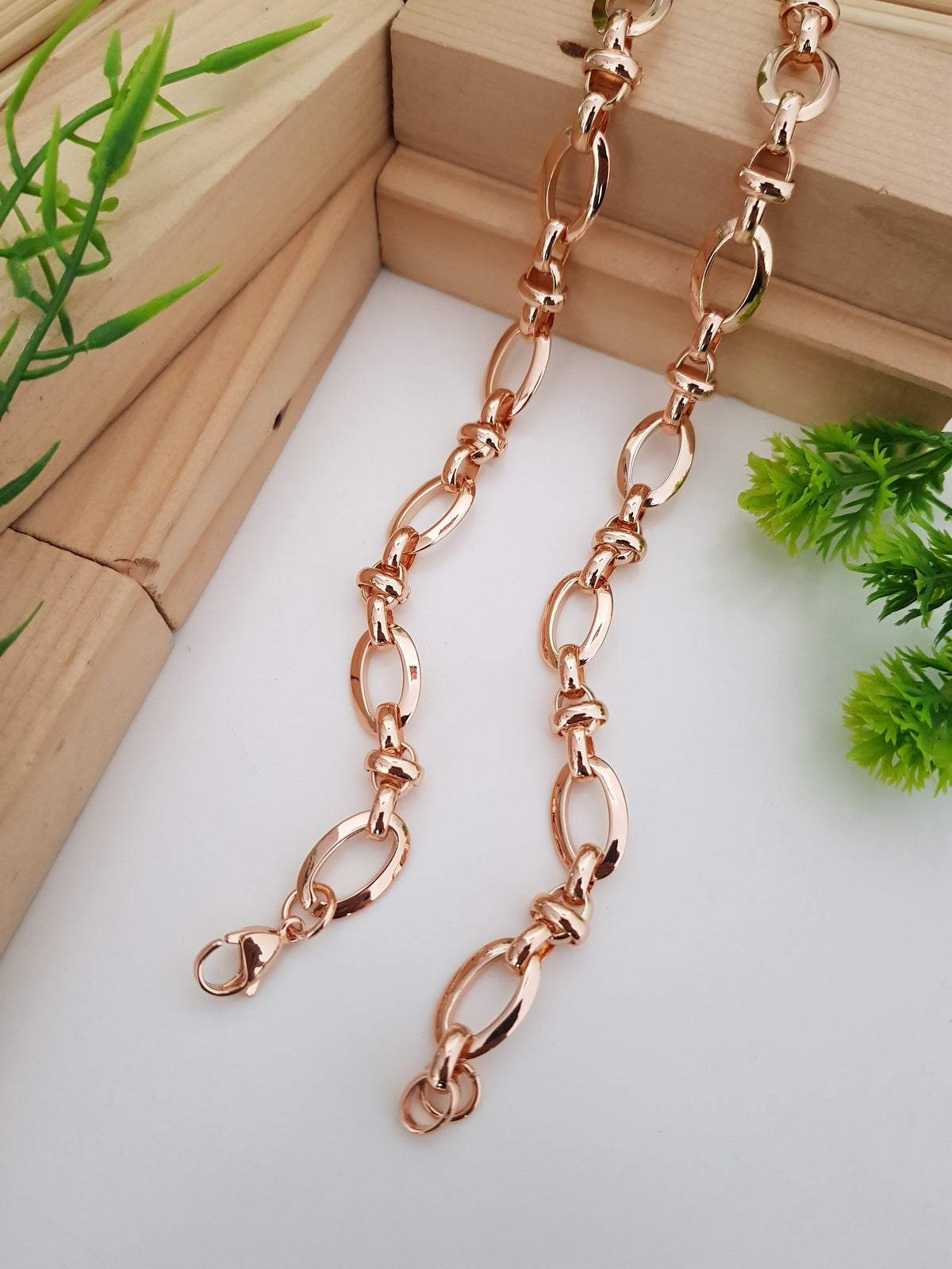 REVEL MEN'S CHAIN